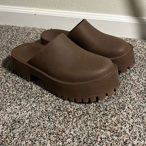 Jeffrey Campbell Bae Platform Mule taupe  sz8
